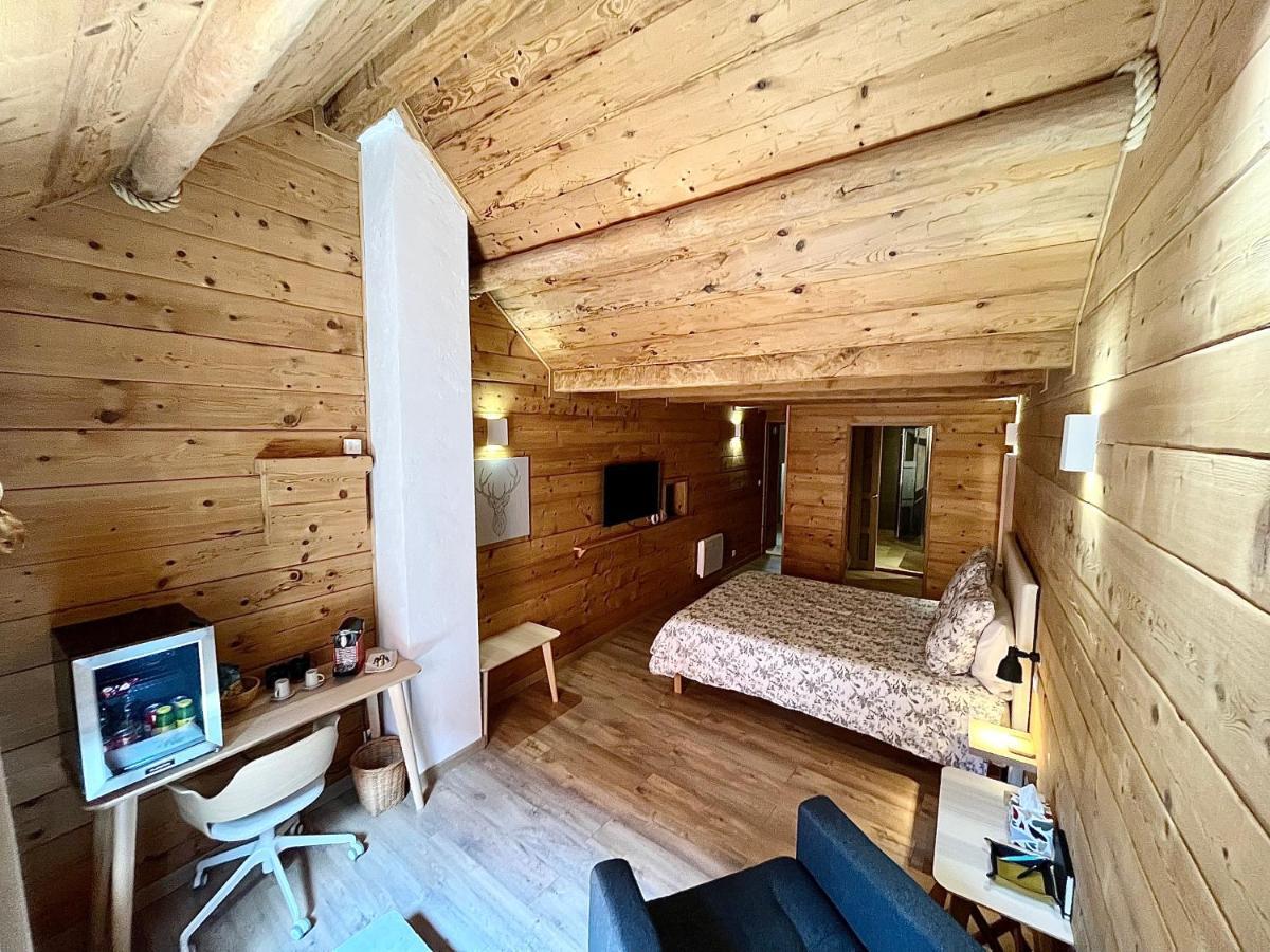Suite "Chalet" Dans Maison De Village La Brigue Luaran gambar